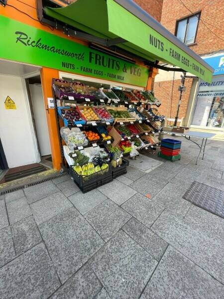 Fantastic Opportunity To Own A Busy Greengrocers Shop in Rickmansworth Photo 2