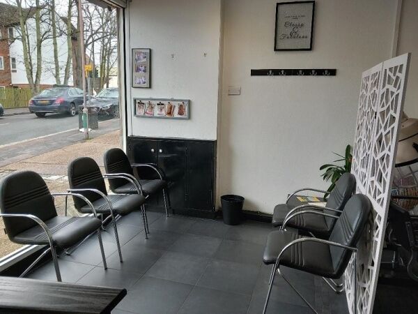 Extremely well established Unisex Hair Salon for sale Photo 2
