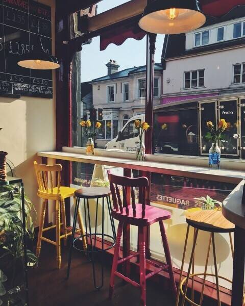LEASEHOLD  BAKERY/SANDWICH BAR/DELI Photo 2