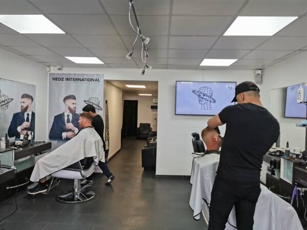 Barber shop/hairdresser Sale Photo 2
