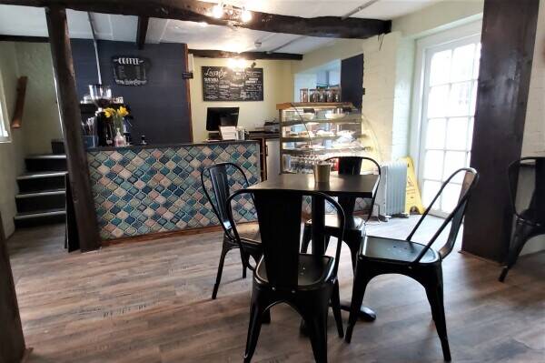 Characterful Mediterranean Restaurant in Sought After Market Town Photo 2