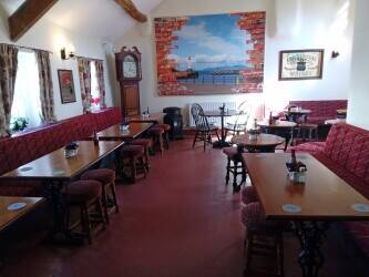 CUMBRIA – QUAYSIDE FREE HOUSE LOCATED IN WESTERN LAKES WITH STRONG NET PROFITS