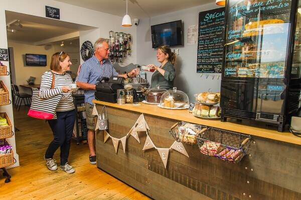 DORSET - WATERFRONT CAFE/BISTRO Photo 2