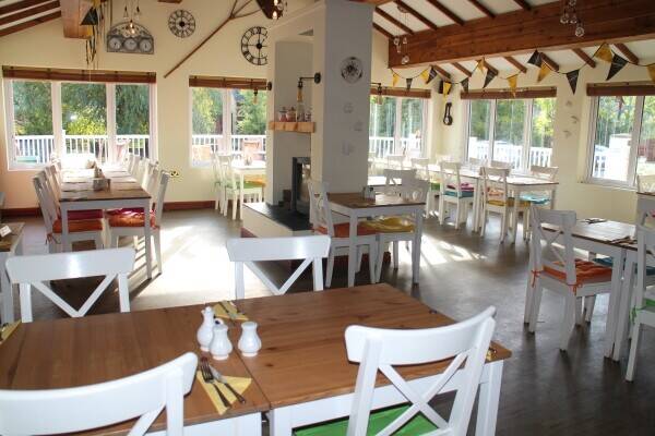 POWYS - SUBSTANTIAL PUB & RESTAURANT