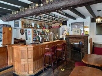 HISTORIC FREEHOUSE IN BUSY SOMERSET TOWN