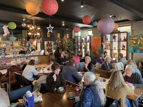 Busy Coffee Shop & Restaurant for Sale in Haslemere Surrey Photo 2