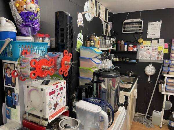 Popular Bubble Tea High Street Shop (Investment Opportunity) Photo 3