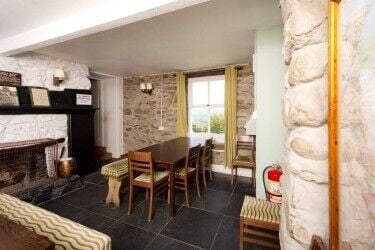 YHA ROWEN - FARMHOUSE STYLE HOSTEL SET 360 FT ABOVE THE CONWY VALLEY OFFERING STUNNING VIEWS Photo 2