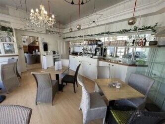 Quaint East Devon Coffee Shop and Boutique Business For Sale in Budleigh Salterton Photo 2