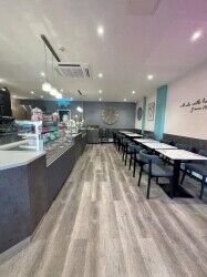 LEASEHOLD PATISSERIE/COFFEE SHOP Photo 2