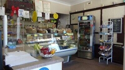 Wirral Delicatessen/Cafe/Sandwich Bar For Sale. Shop with 2 Bed Accomm. Good Location. £29,995 + SAV Photo 2