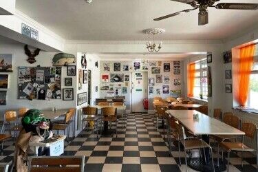 Cafe With Accommodation - Robertsbridge Photo 2