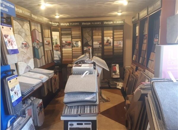 RETAIL CARPETS & FLOORINGS CENTRE ON MERSEYSIDE Photo 2