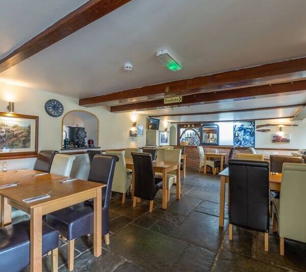 Freehold Pub & Restaurant, Bayside Location, Somerset Photo 2