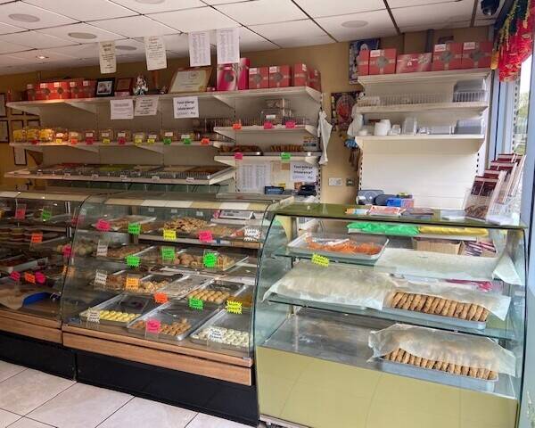 Indian Vegetarian Sweet Centre/Takeaway & Restaurant Hall Green Birmingham West Midlands Photo 2