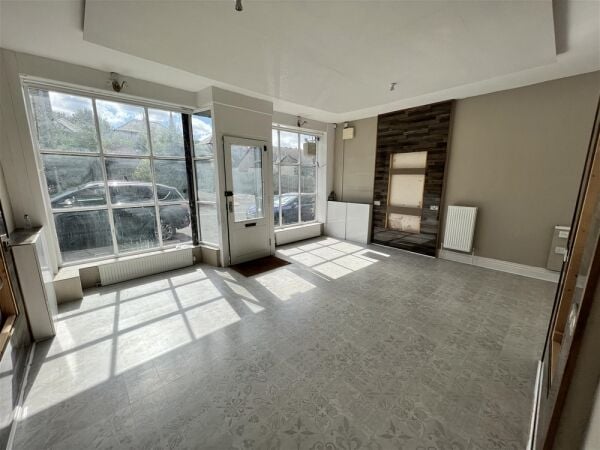 Vacant Unit For Sale in Bradford Vacant Unit For Sale in Bradford