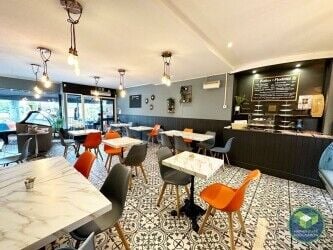 CAFE IN FORMBY: Photo 2