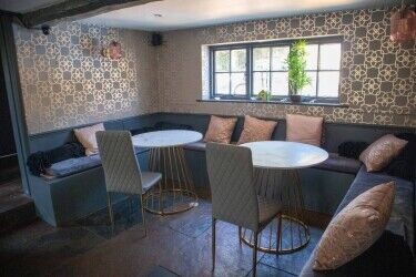 ESSEX - BLANK CANVASS PUB/RESTAURANT/CAFE OPPORTUNITY Photo 2