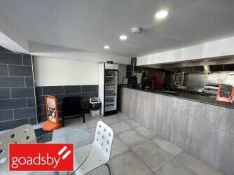 Pizza Takeaway with 1 Bedroom Flat Photo 1