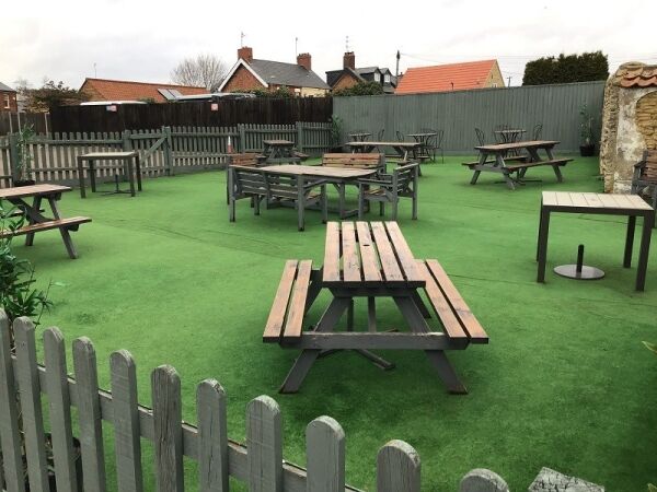 Well Established Pub For Sale Photo 2