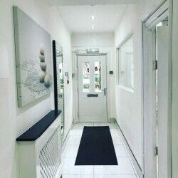 Central London Hotel for Sale  Photo 2