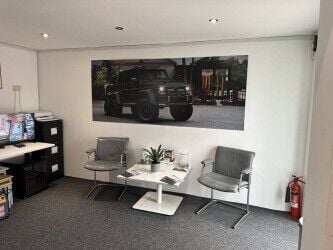 Car Sales w Garage In Nottingham for sale