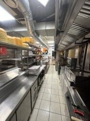 Leasehold Premises ideal for Kebab & Pizza shop for sale in Basildon