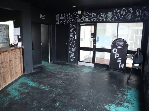 SOMERSET – TOWN CENTRE GOURMET BURGER TAKEAWAY Photo 2