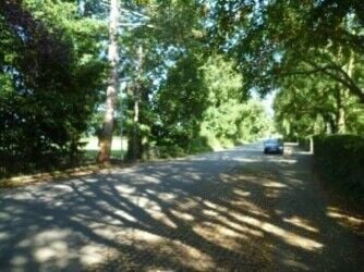 SITE AROUND 4.7 ACRES WITH OPP FOR 32 HOUSES - 15 X DET & 17 X SEMIS