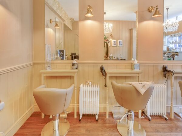 Highly rated hair salon for sale