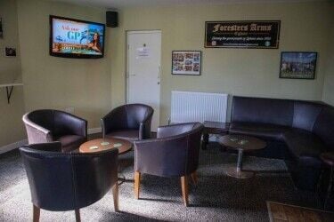 SURREY - WET-LED PUB IN RESIDENTIAL AREA