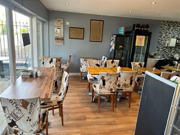 COFFEE SHOP WITH HUGE POTENTIAL FOR SALE IN VERY SOUGHT AFTER LOCATION IN TEESSIDE
