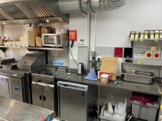 Popular Burger Restaurant & Takeaway For Sale Popular Burger Restaurant & Takeaway For Sale