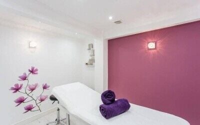 Very busy established hair and beauty salon comprising two floors