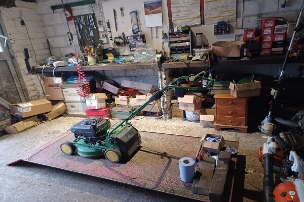 Garden Machinery Maintenance - Surrey Photo 2