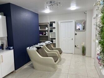 Hair & Beauty Salon for sale Photo 3