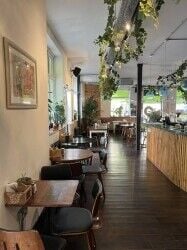 Urgent sale Restaurant and bar for sale (&pound;120k)in Islington London