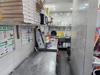 Pizza shop & Chinese takeaway with high turnover & flat above