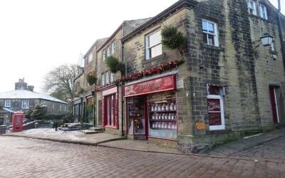 Very Well-known Traditional Sweet Shop in the heart of Haworth Photo 2