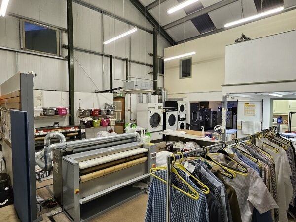 Highly rated Laundry service business for sale Photo 2