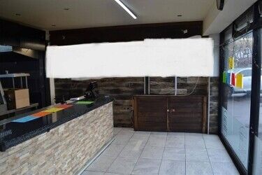 Excellent Burger Bar Takeaway situated on a bustling main road Photo 2