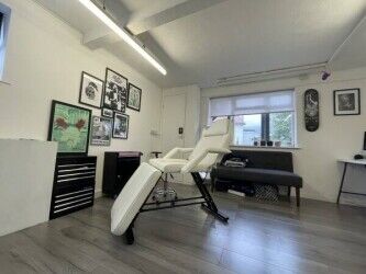 Private tattoo studio for sale in Norwich  Photo 2