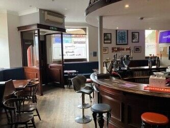 Traditional Pub in Dundee City Centre