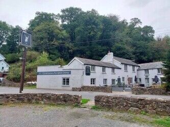 Impressive & Well Regarded Detached 6 Bedroom Country Village Inn Set In 2 Acres Photo 2