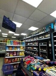 Turnkey Off-Licence Opportunity in Prime East End London Location Awaits! Photo 2