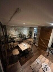 Shoreditch Cafe with Seating & Deli Counter Photo 2