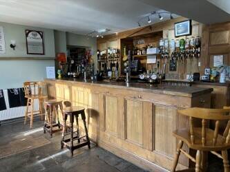 SOMERSET - WET-SALES DRIVEN CHARACTER FREE HOUSE
