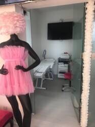 Nail bar and beauty salon 