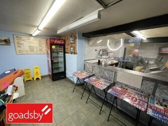 Fish & Chip Shop & 4 Bedroom Flat - Fordingbridge Photo 2