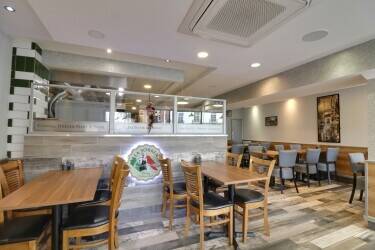ITALIAN RESTAURANT / TAKEAWAY